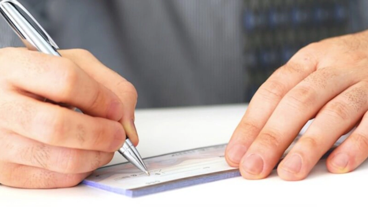 Rental Return Cheque Bounced What Tenants Can Do in Dubai